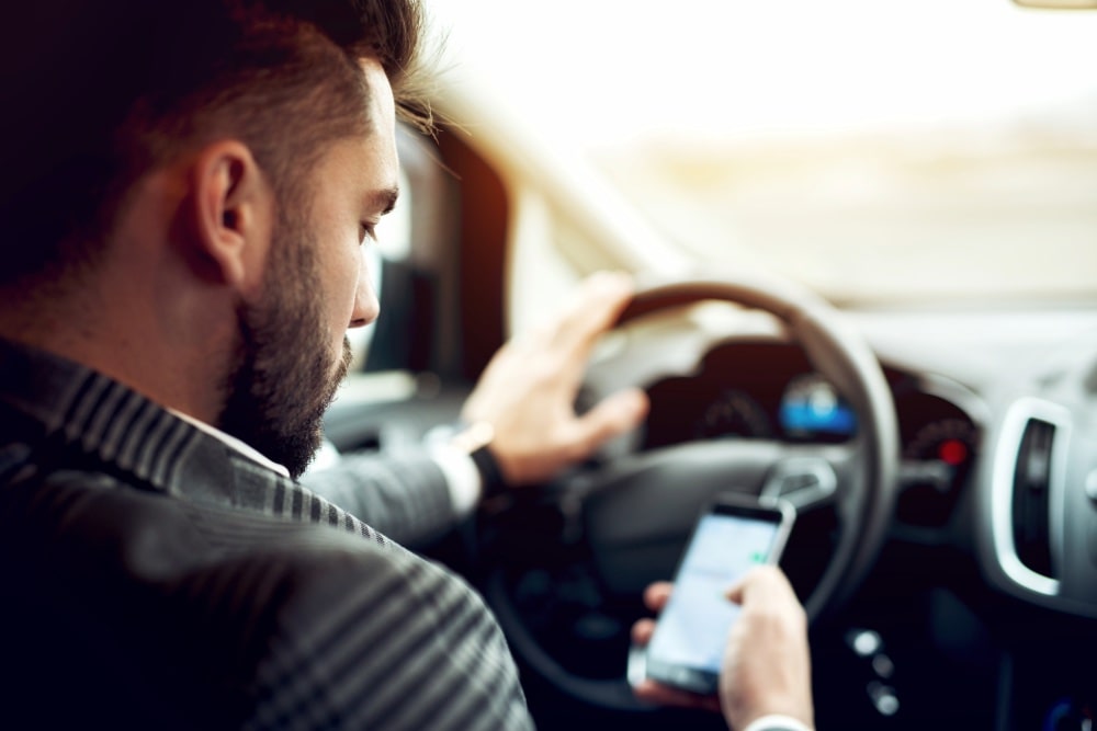 virginia beach texting while driving accident lawyer